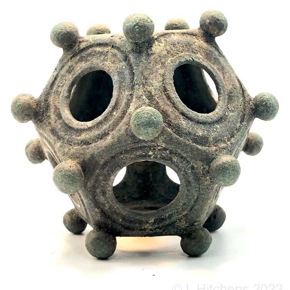 Dodecahedra Girl