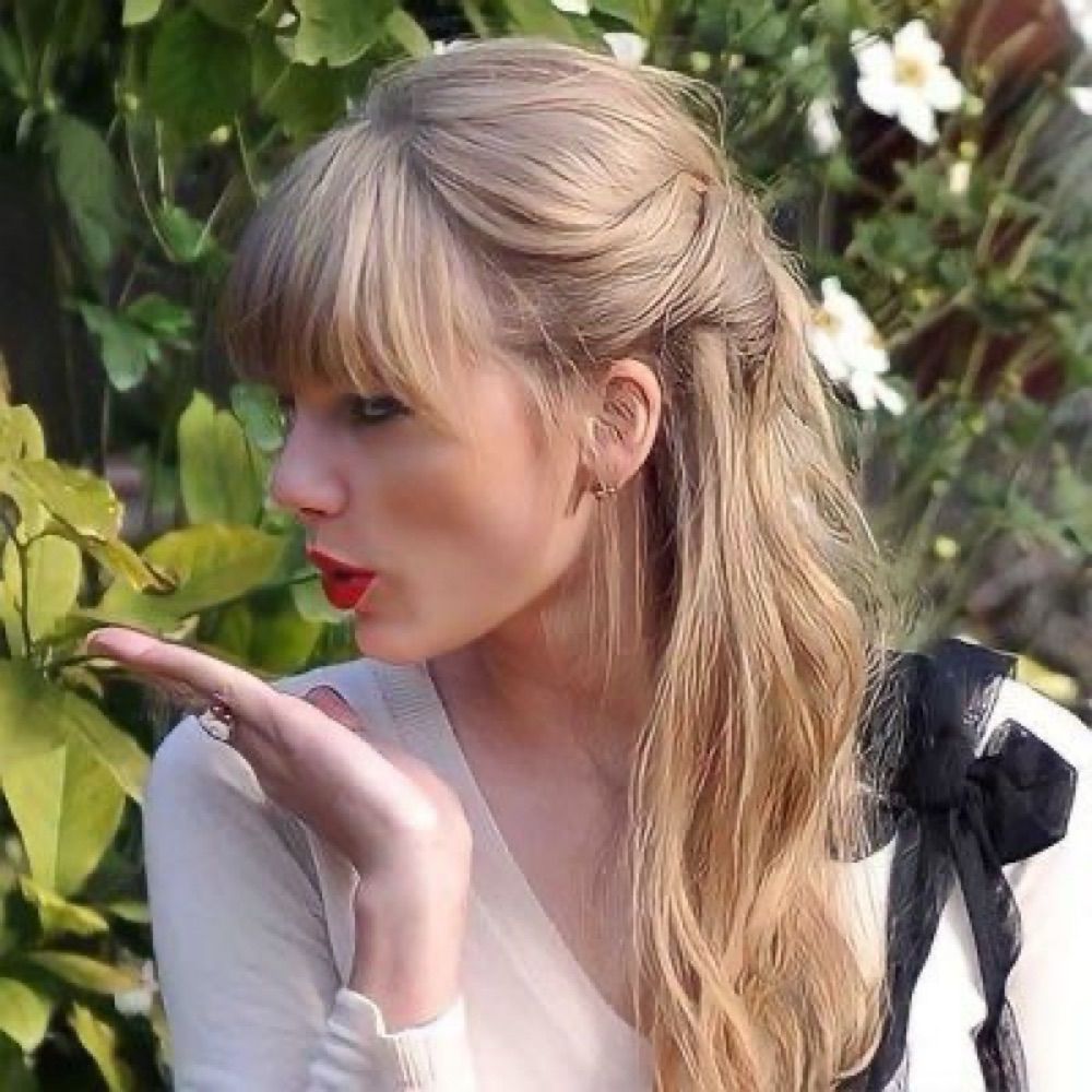 lanna ✰ VIU A TAYLOR