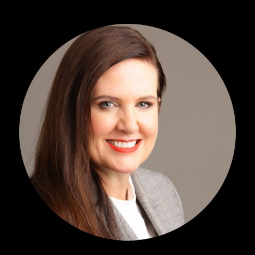 Dr Lisa Hodge