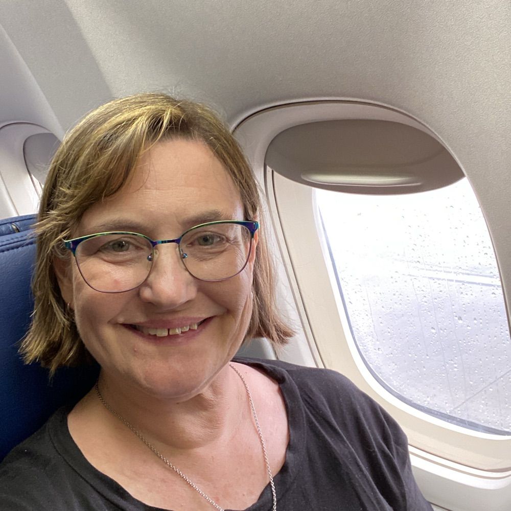 Betsy Simon