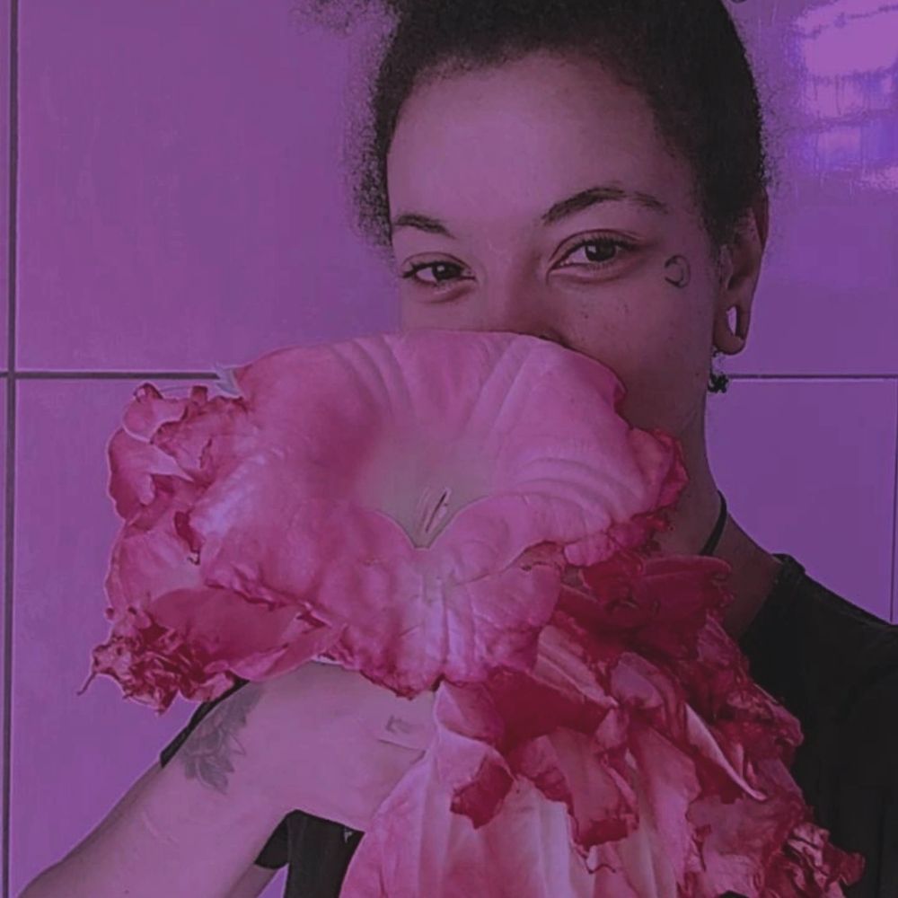 May Souza 🍄 