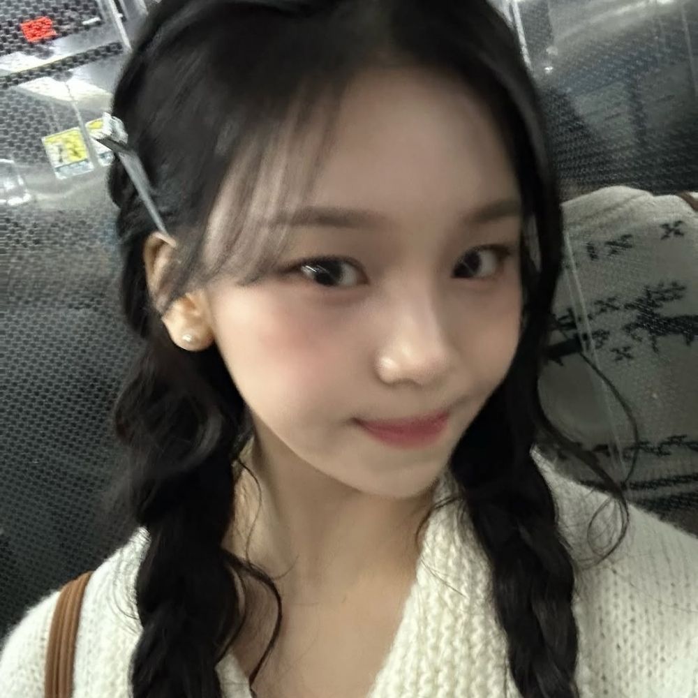 몿