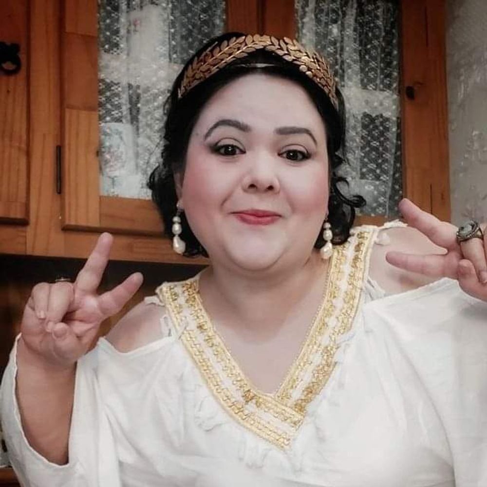 Pauline Kisner a.k.a Tia Modista