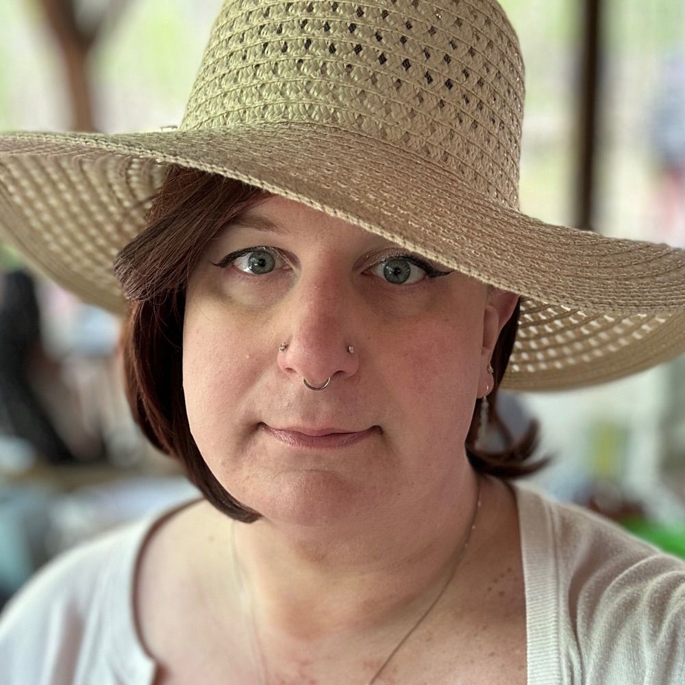 Becca Eversole-Robinson 🏳️‍⚧️🏳️‍🌈