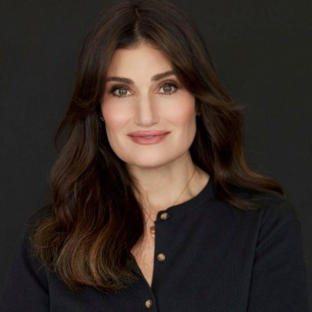 Idina Here: Idina Menzel Fansite