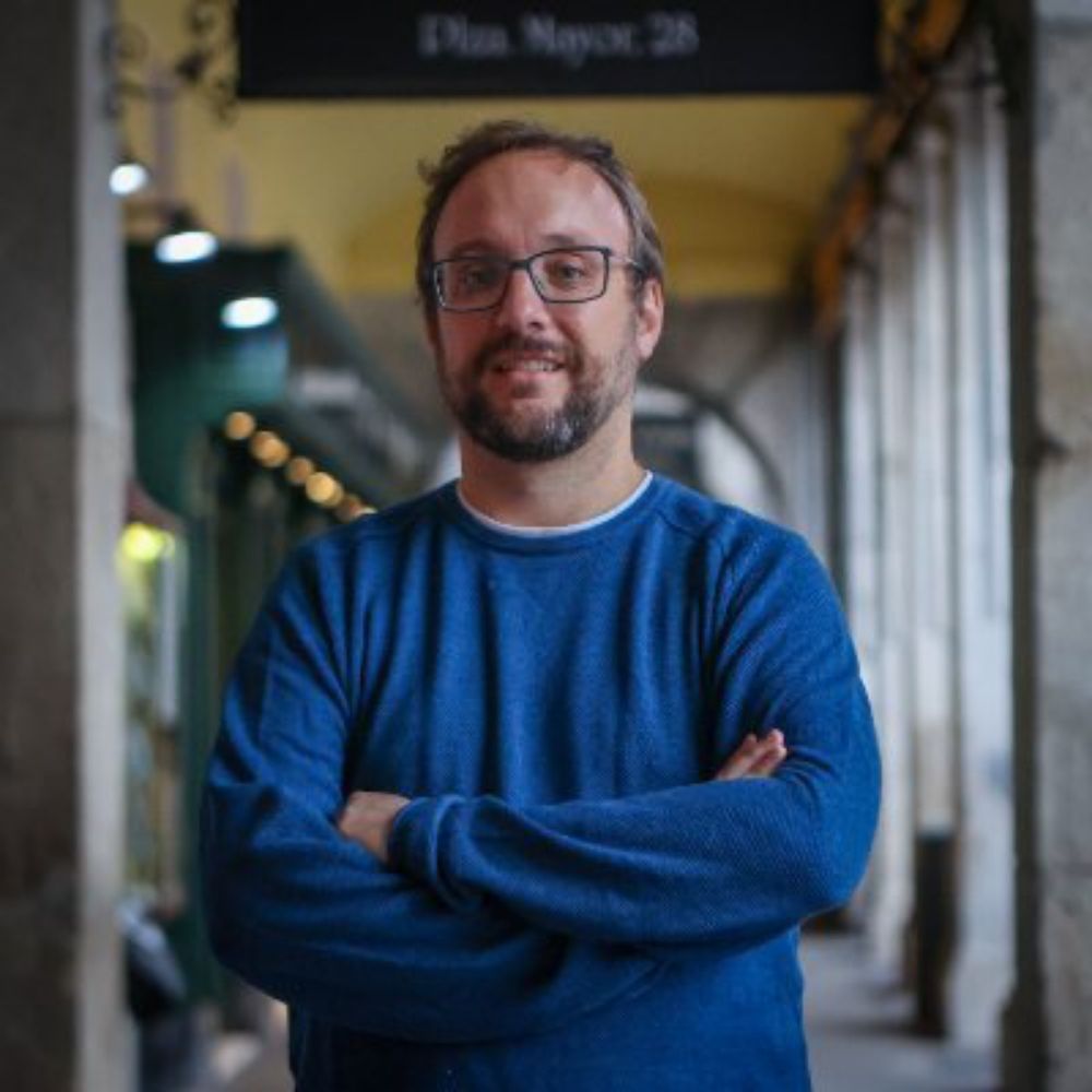 Héctor Criado