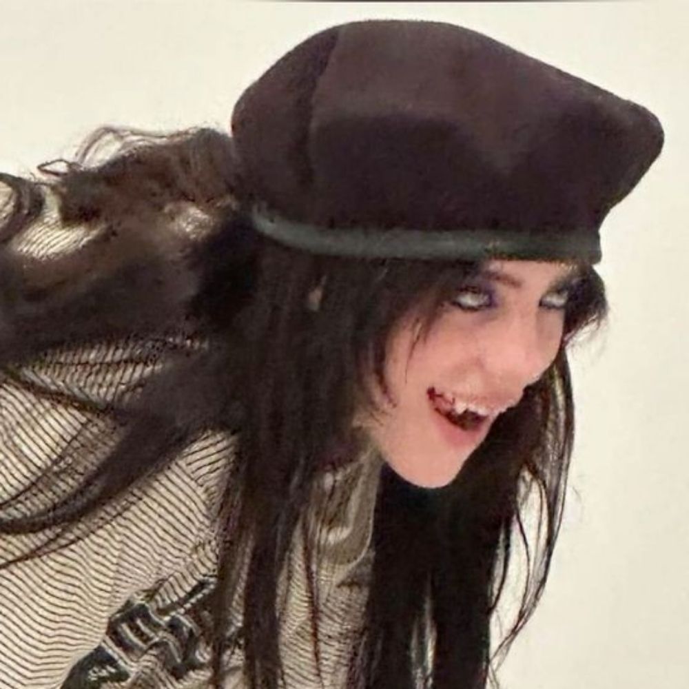 Vampira de madureira⚢☭