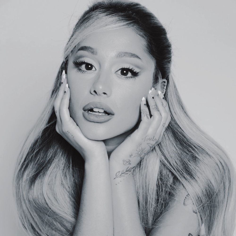 Info Ariana Grande