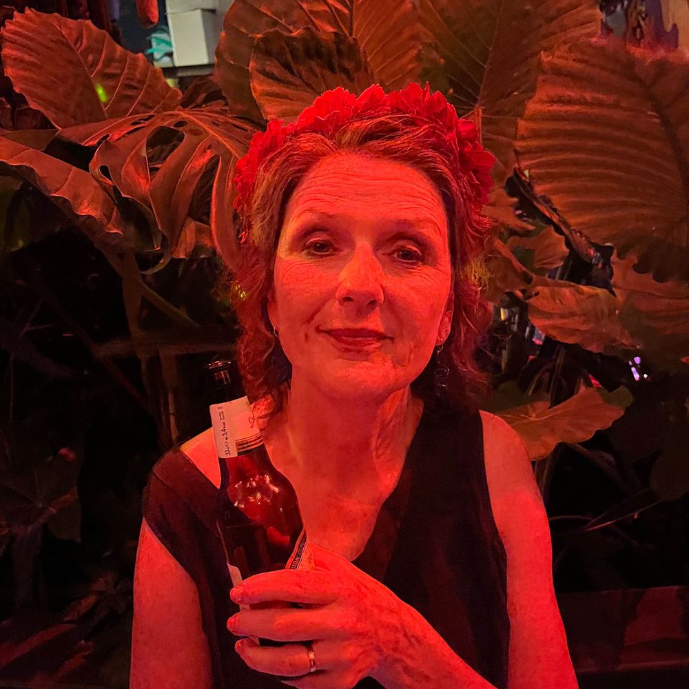 Linda Ruth Williams