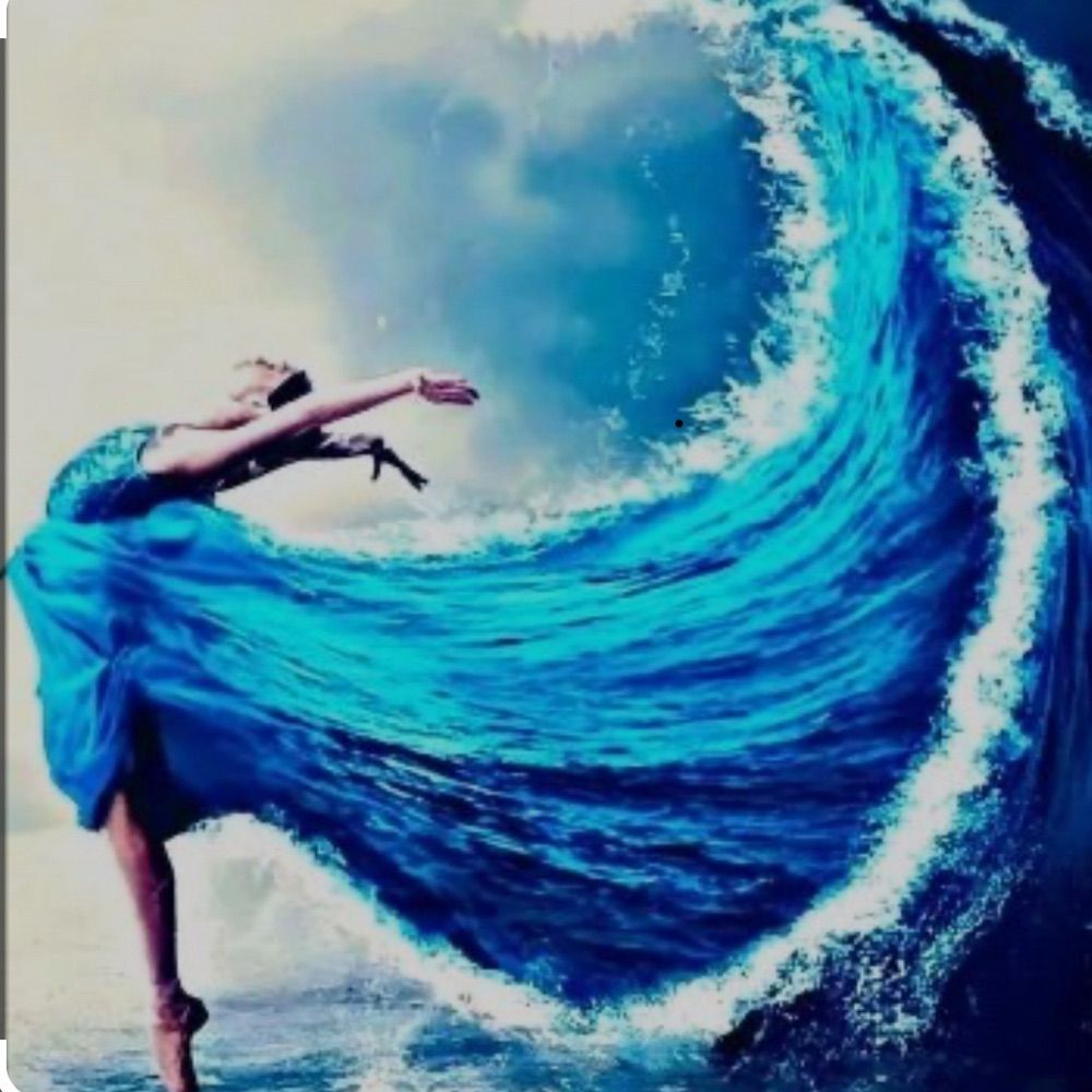Hillary 💙🌊💙🌊💙