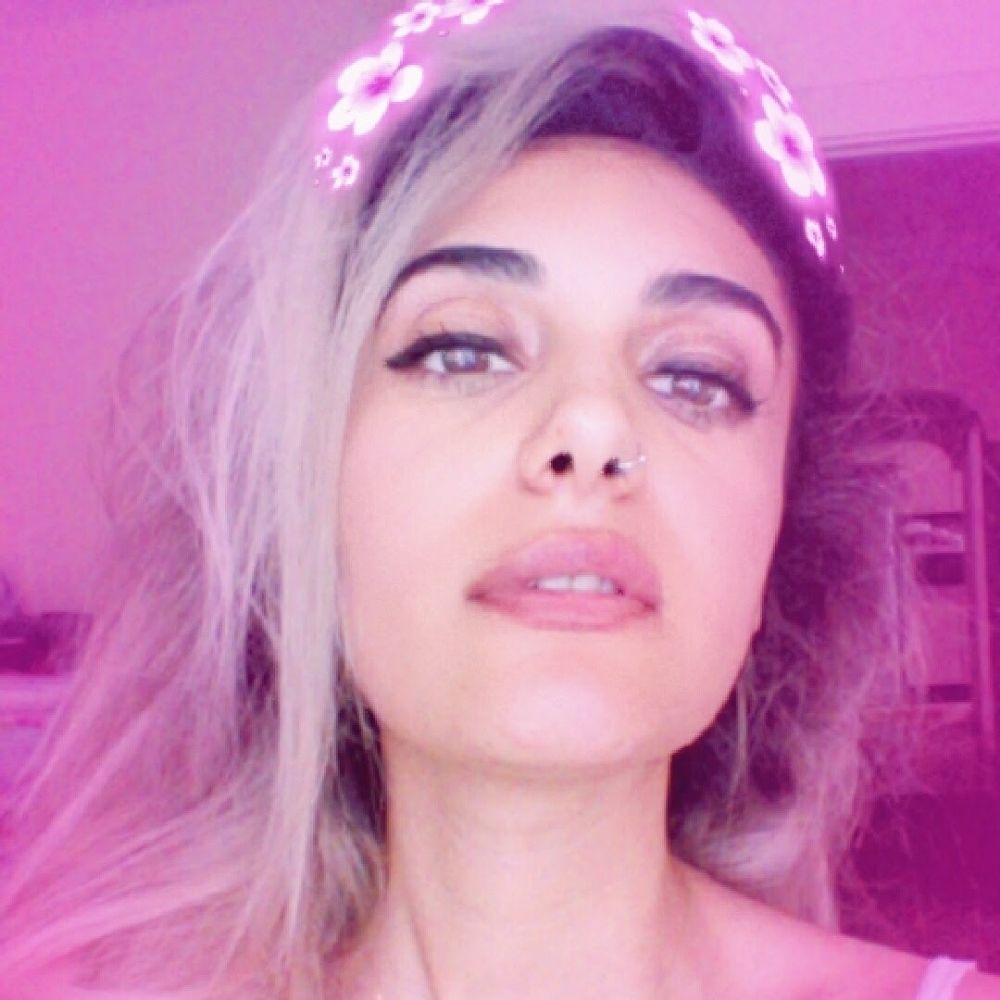 Gizem Ak.