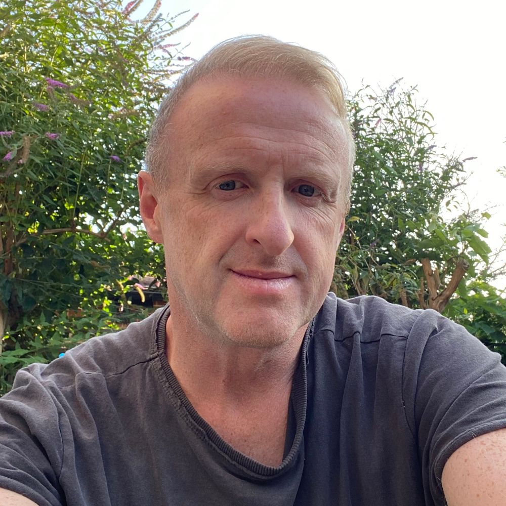 Matthew M C Smith