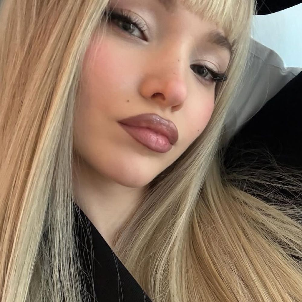 Dove Cameron