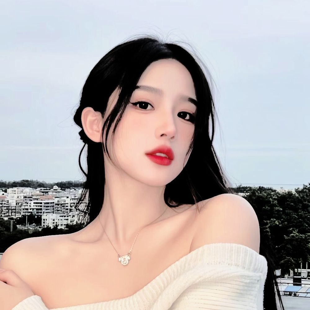 ۫