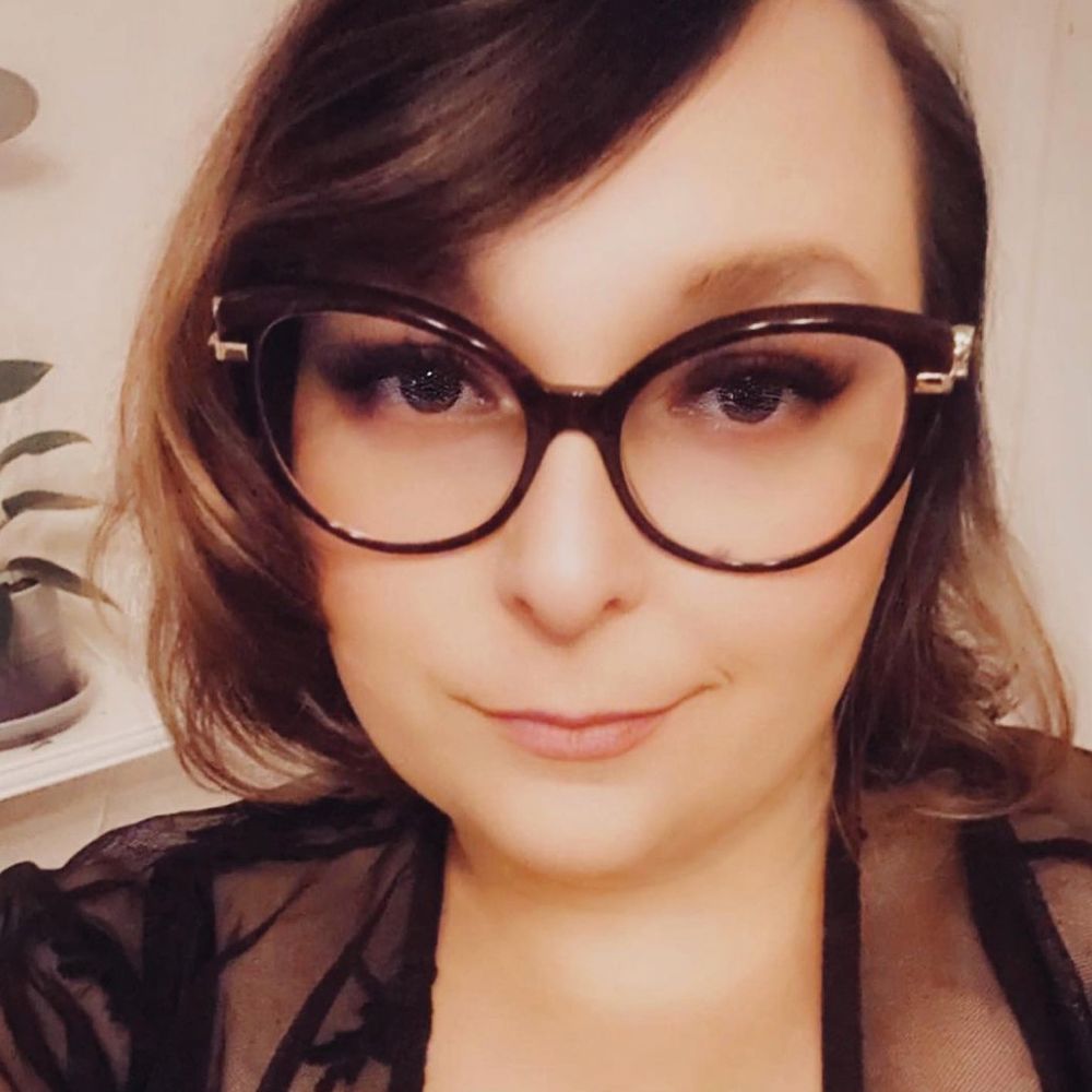 Gloria J. 