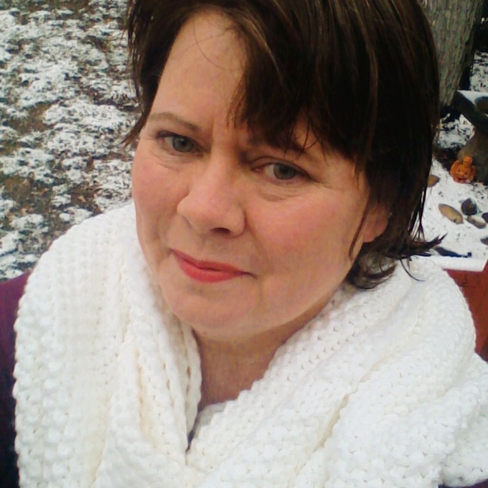 Mary G Hardiman