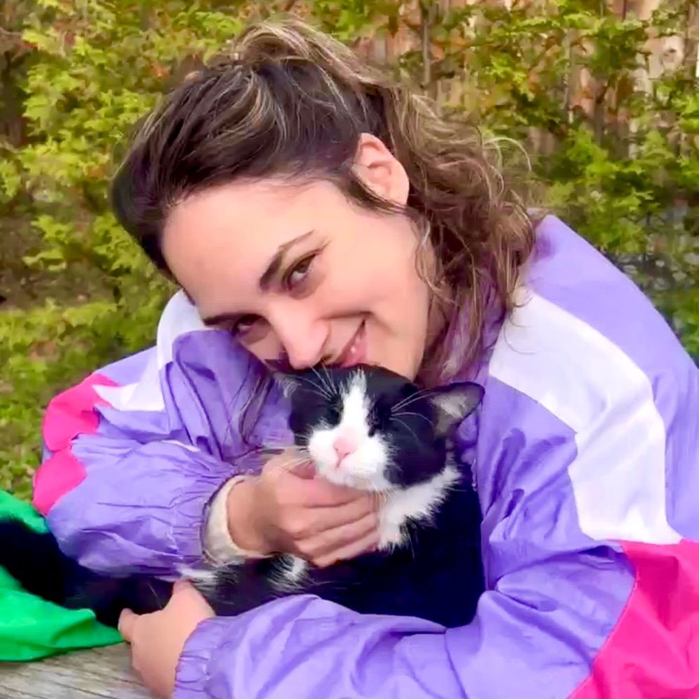 Charlie Bourdeau ~ artiste queer & féministe