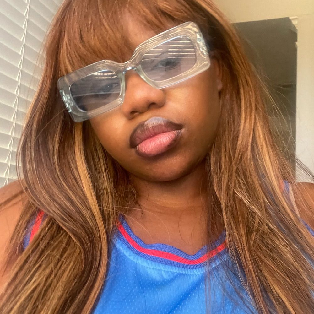 Jerri Tha Editor
