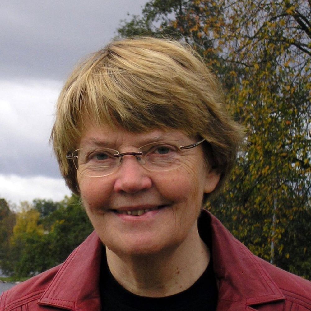 Lena Dour