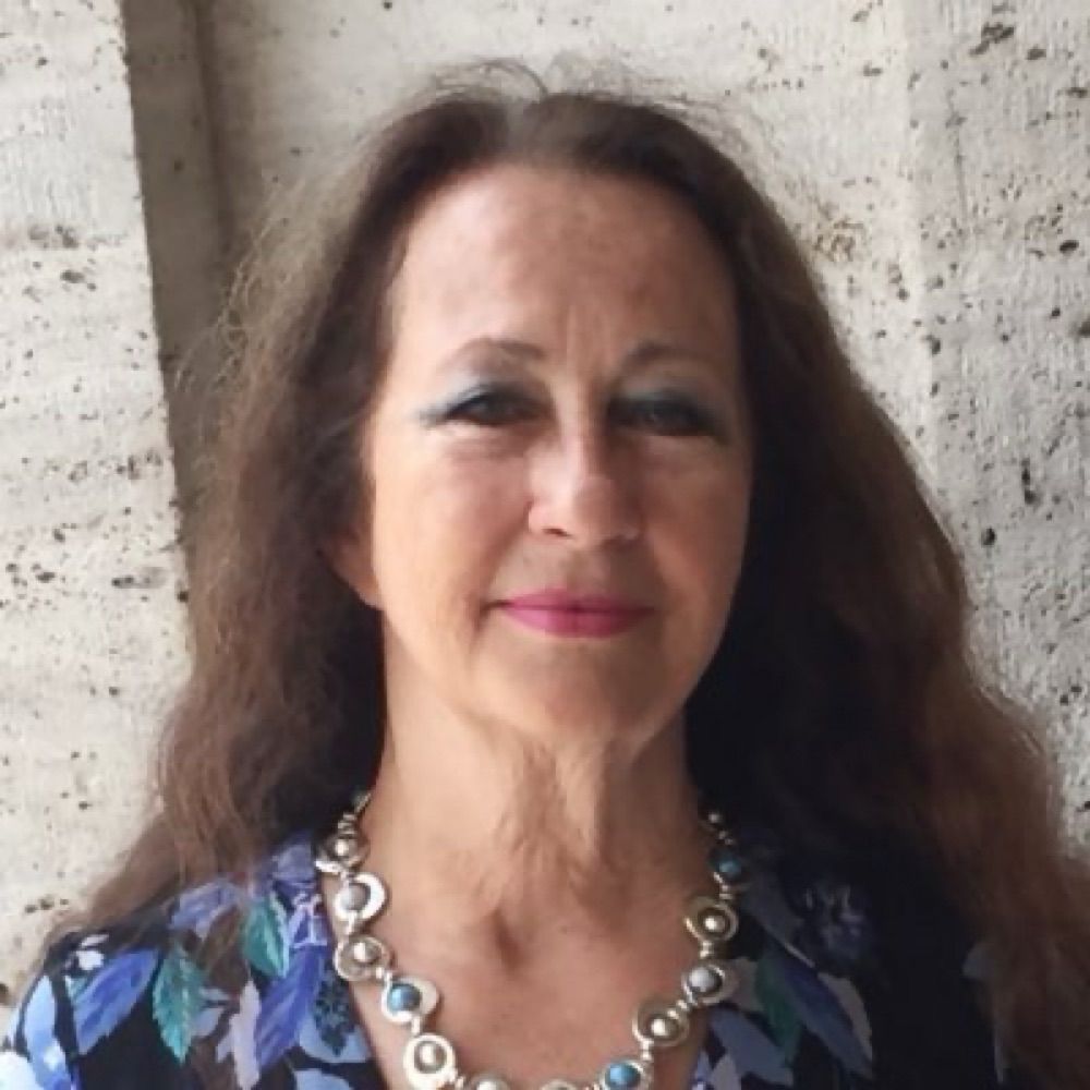 Julie Oakley