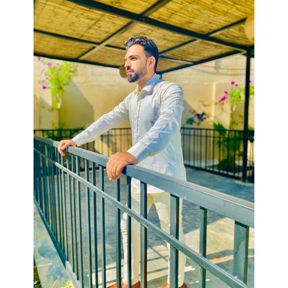 خوش بخت 🥀
