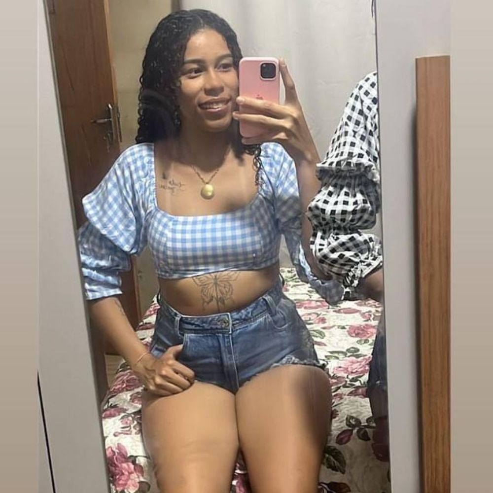 Maria Antônia 💜👩‍👧