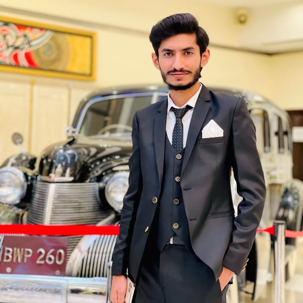 NOMAN MUNIR