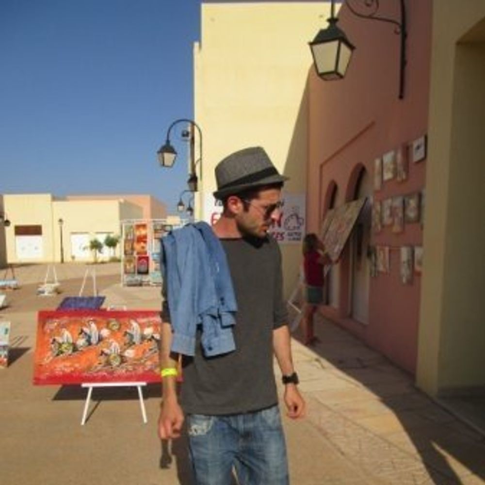 alex.