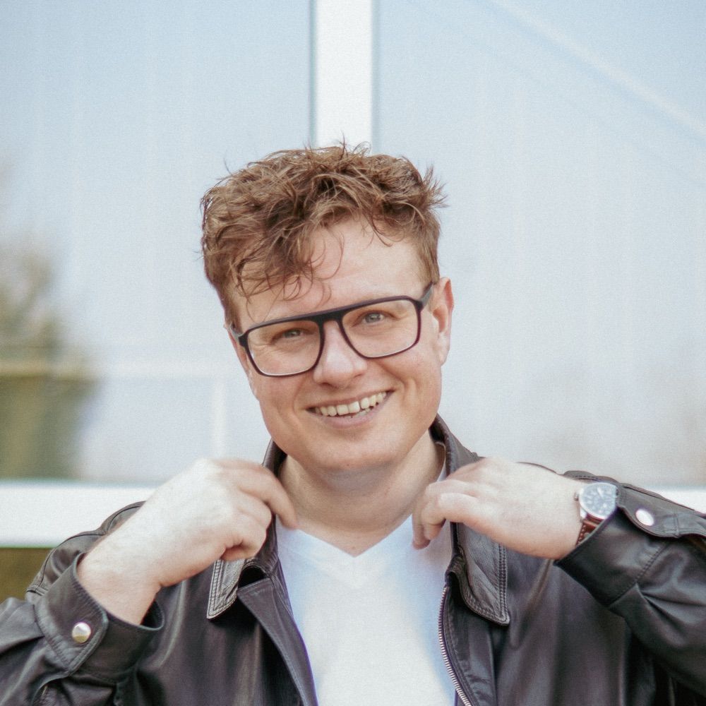 Alex Riedle