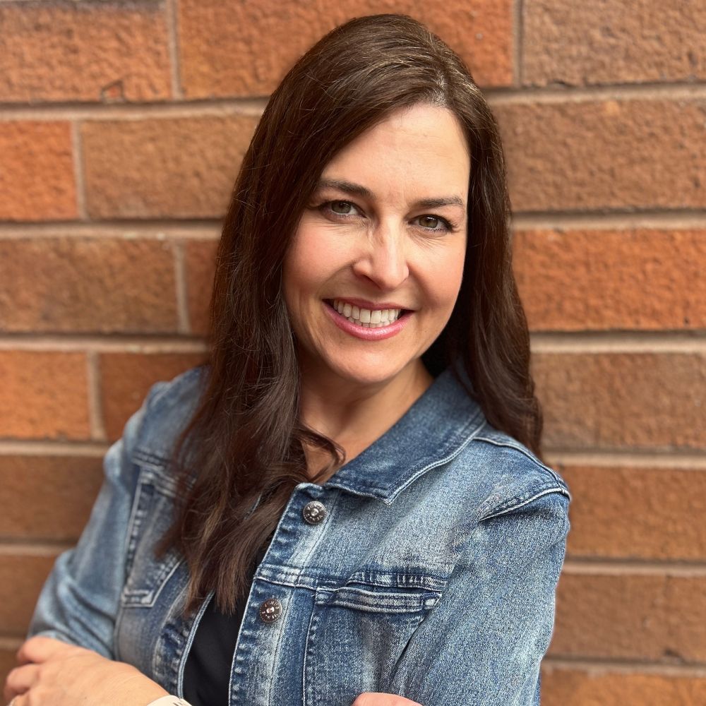 Julie Saunders