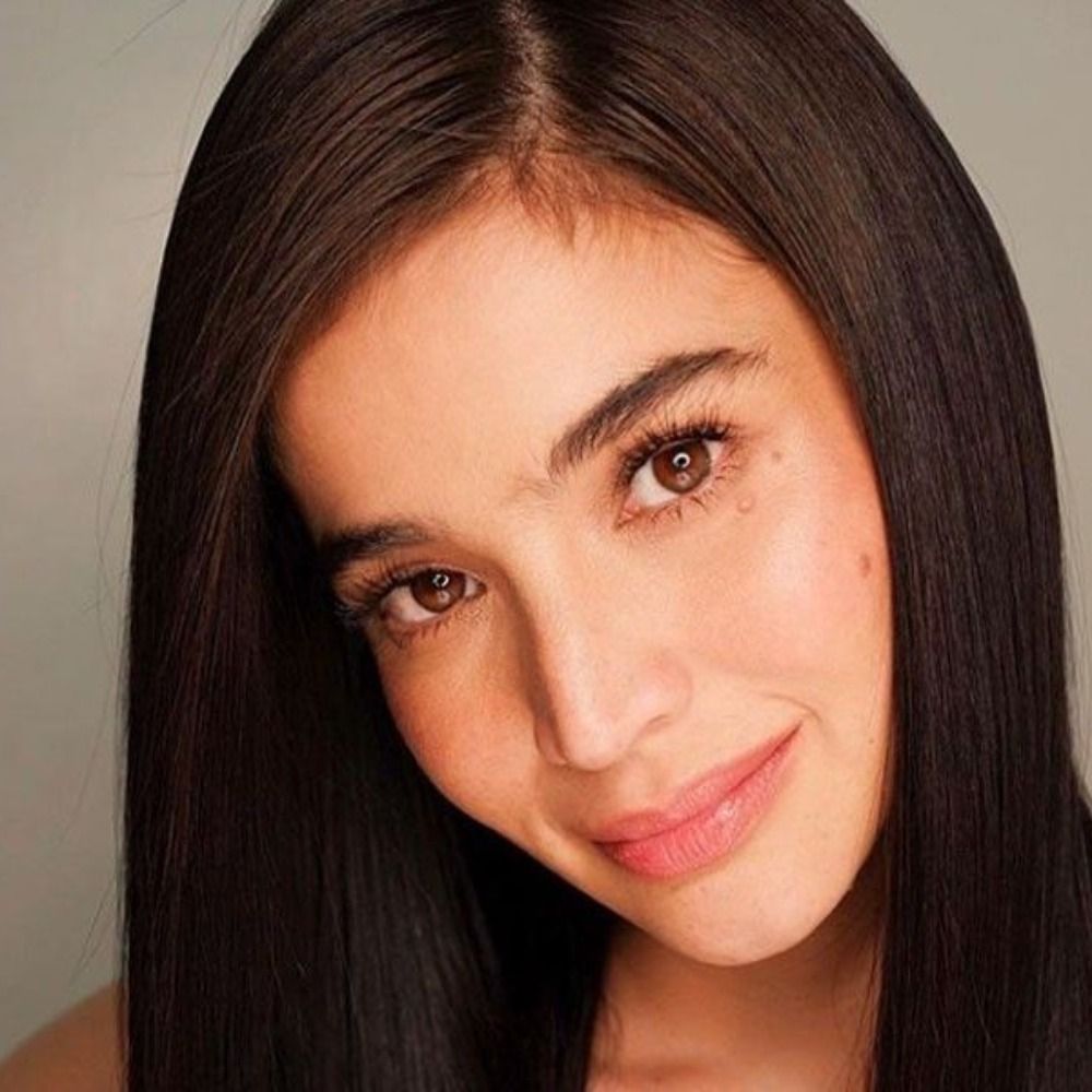 Anne Curtis-Smith