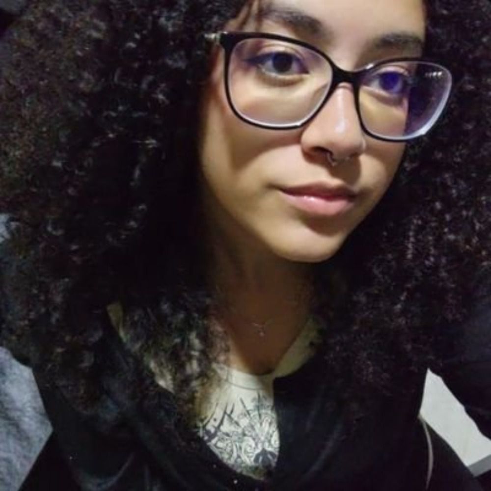 ❀