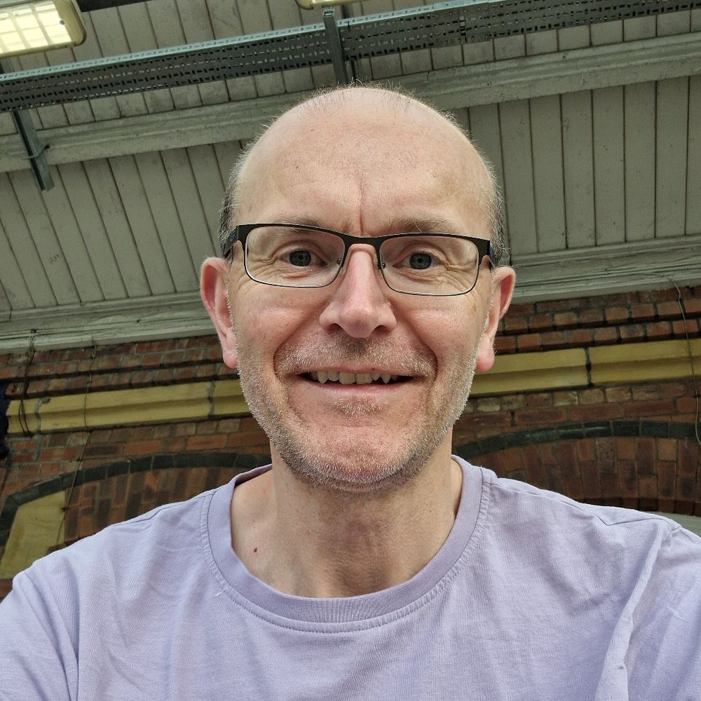 Simon Ward