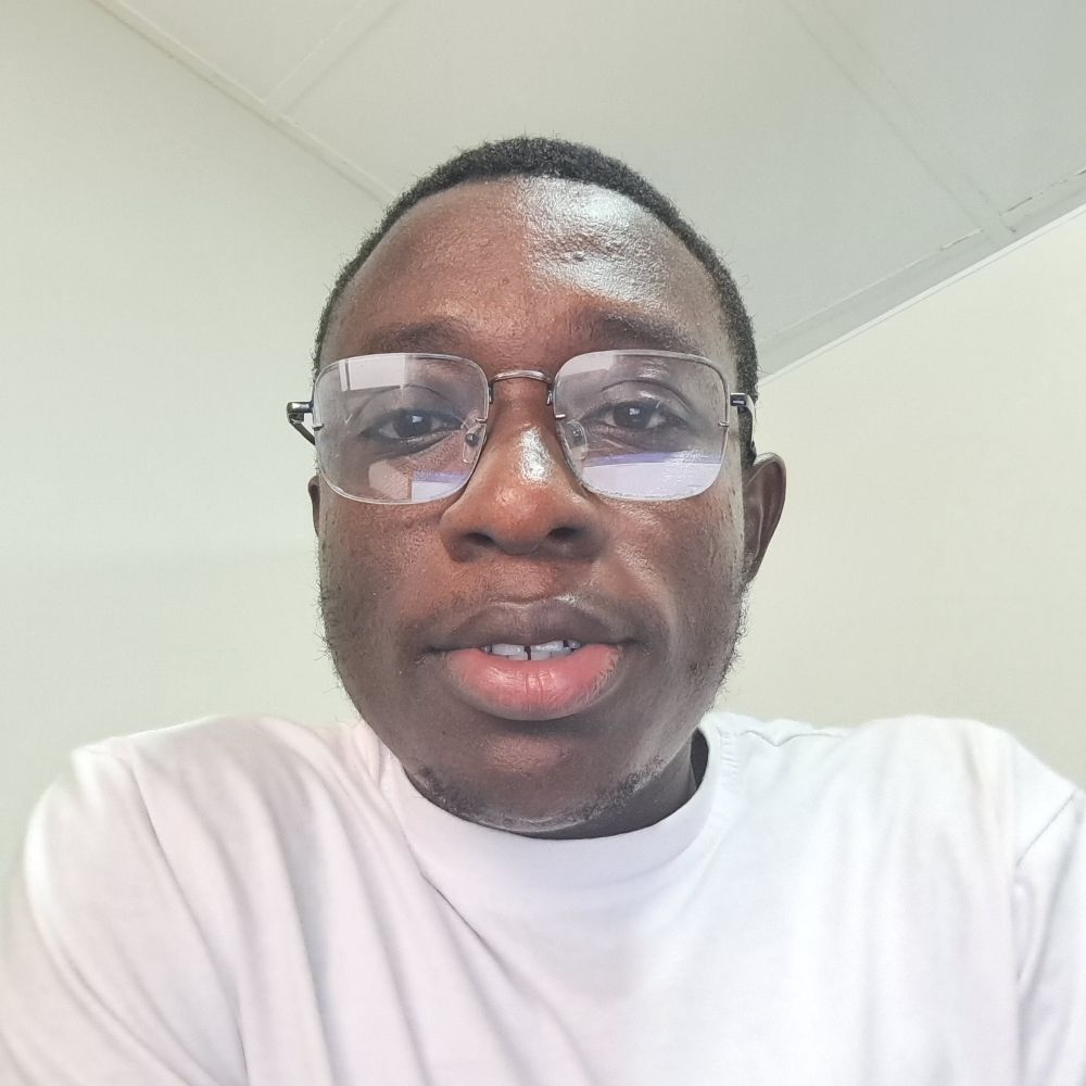 KbeeDezigner 🇬🇭