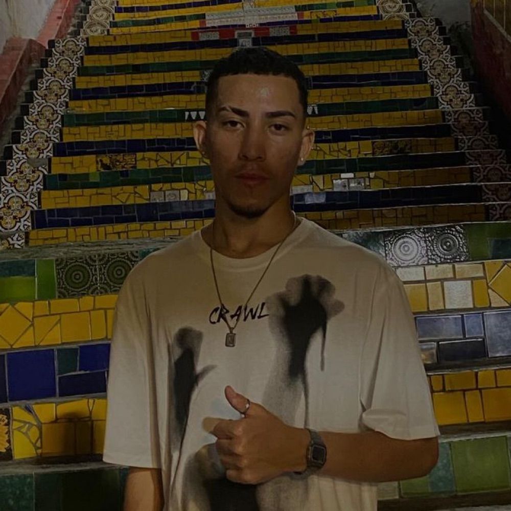 𝗩.