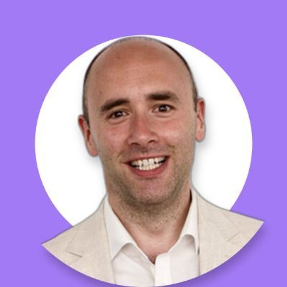 Dr Hugh Harvey