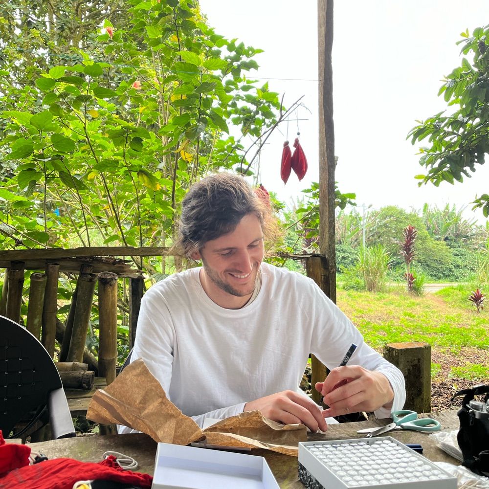 pau enric serra-marin