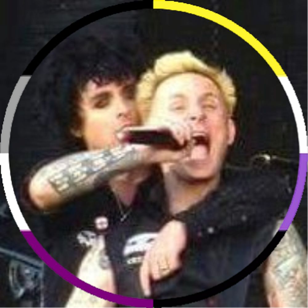 JJ 🏳️‍⚧️ 💚 SAW GREEN DAY 16/06/24
