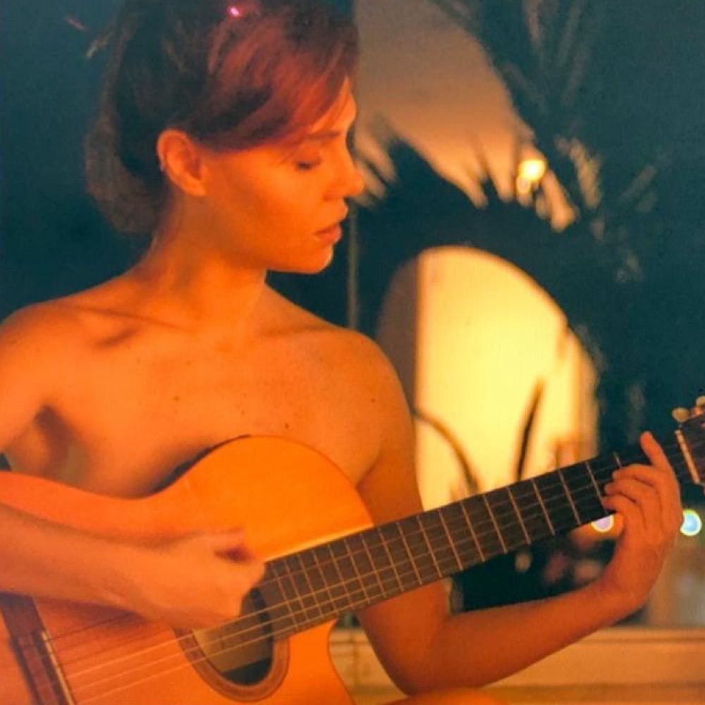 thaís GULIN