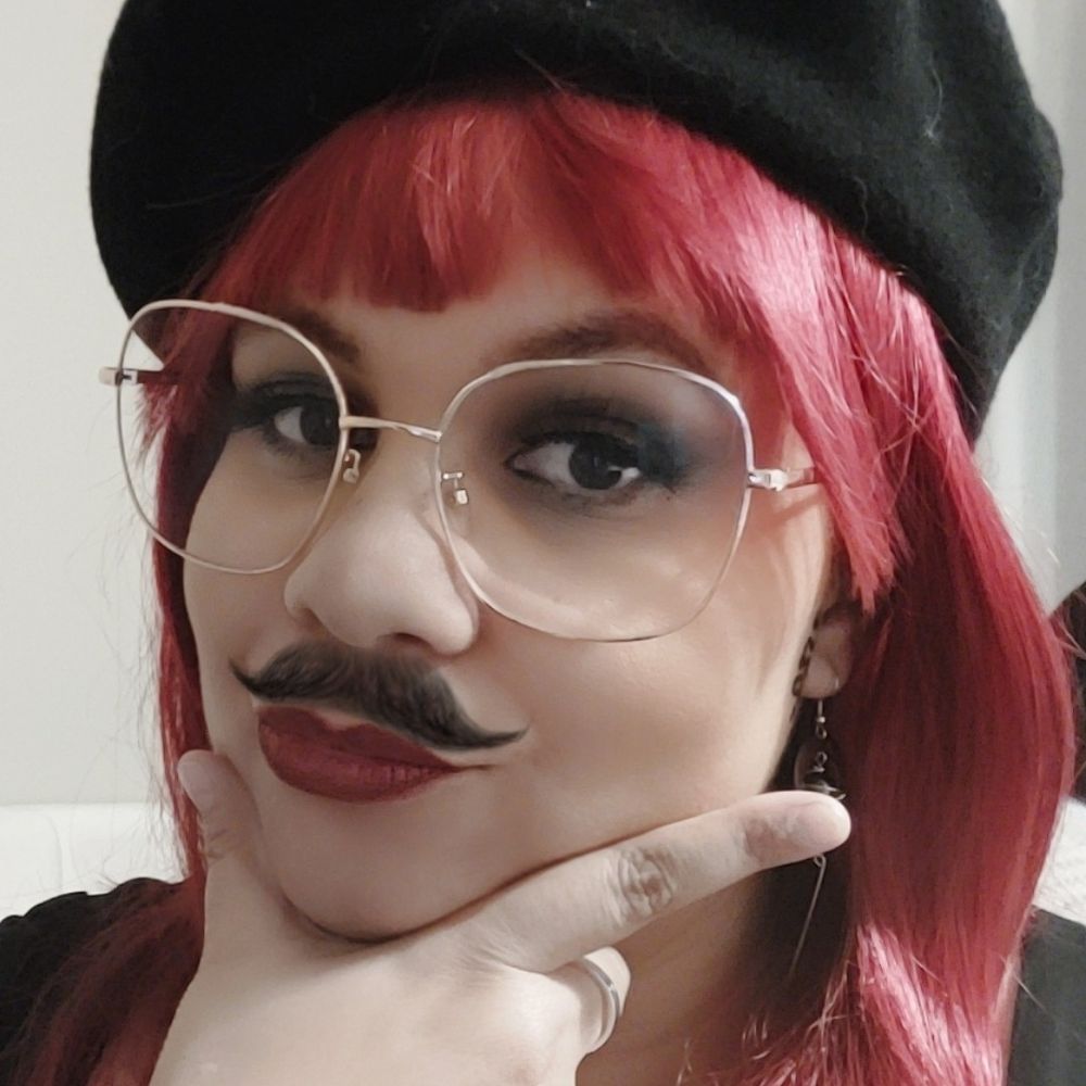Cécilia ✨ Mikolasone