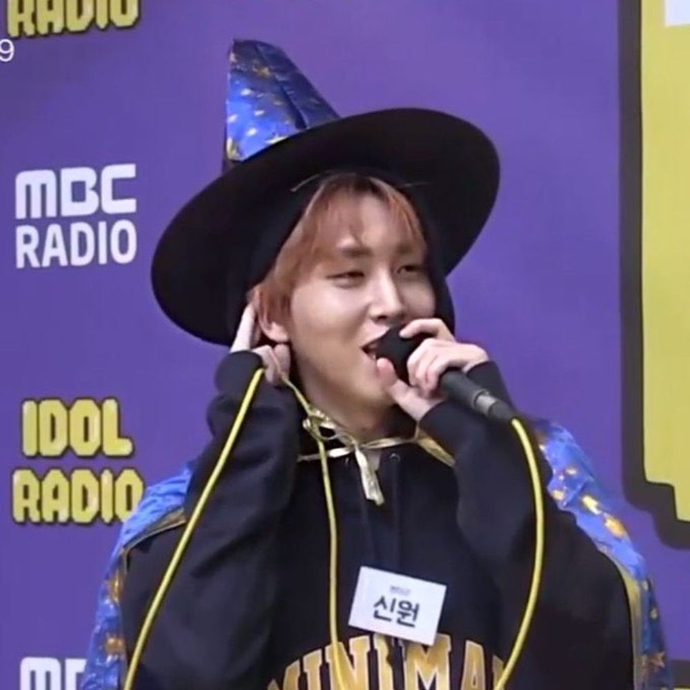 r🧙‍♂️ 
