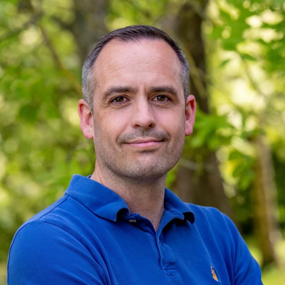 Prof. Julian Leyland
