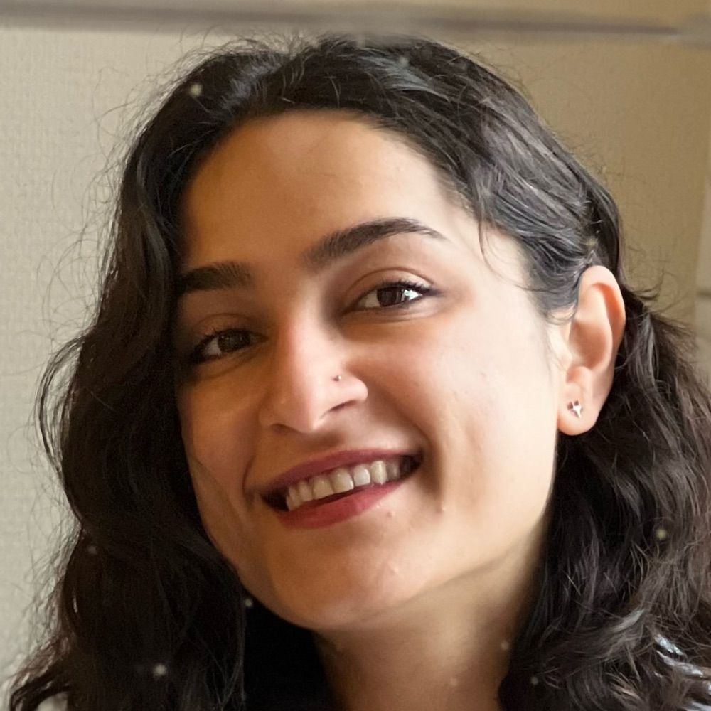 Nadia Hosseinizaveh
