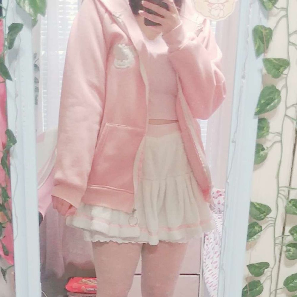 v 🎀