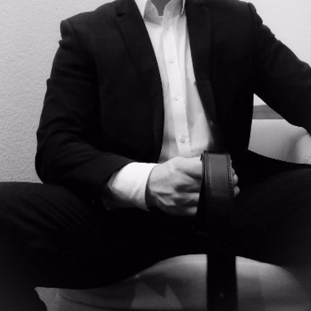 Master/Daddy dom