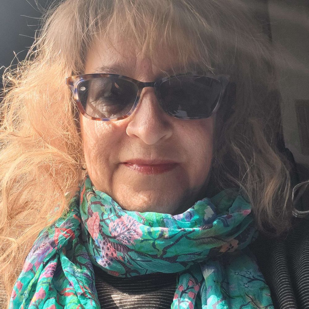 Karen Dz. Cox
