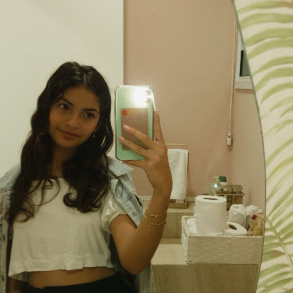 Larih Ribeiro 