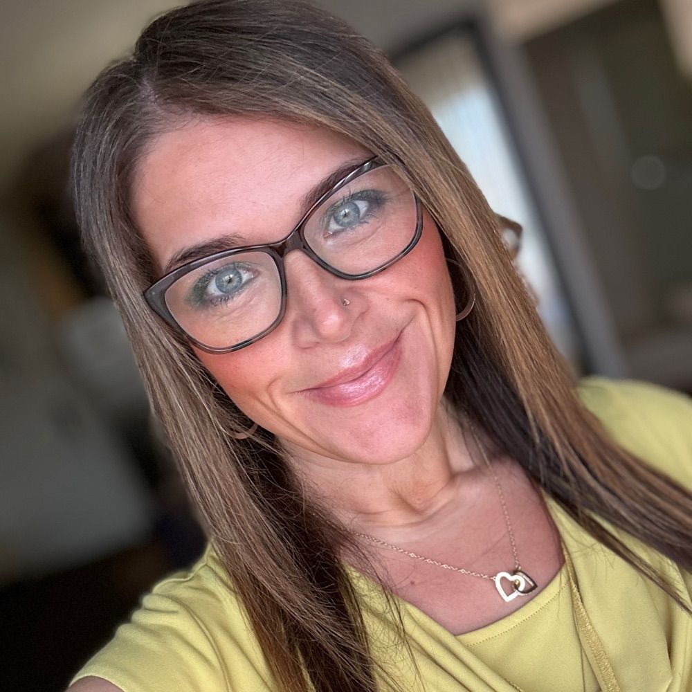 Chels Weaver 💙🧷