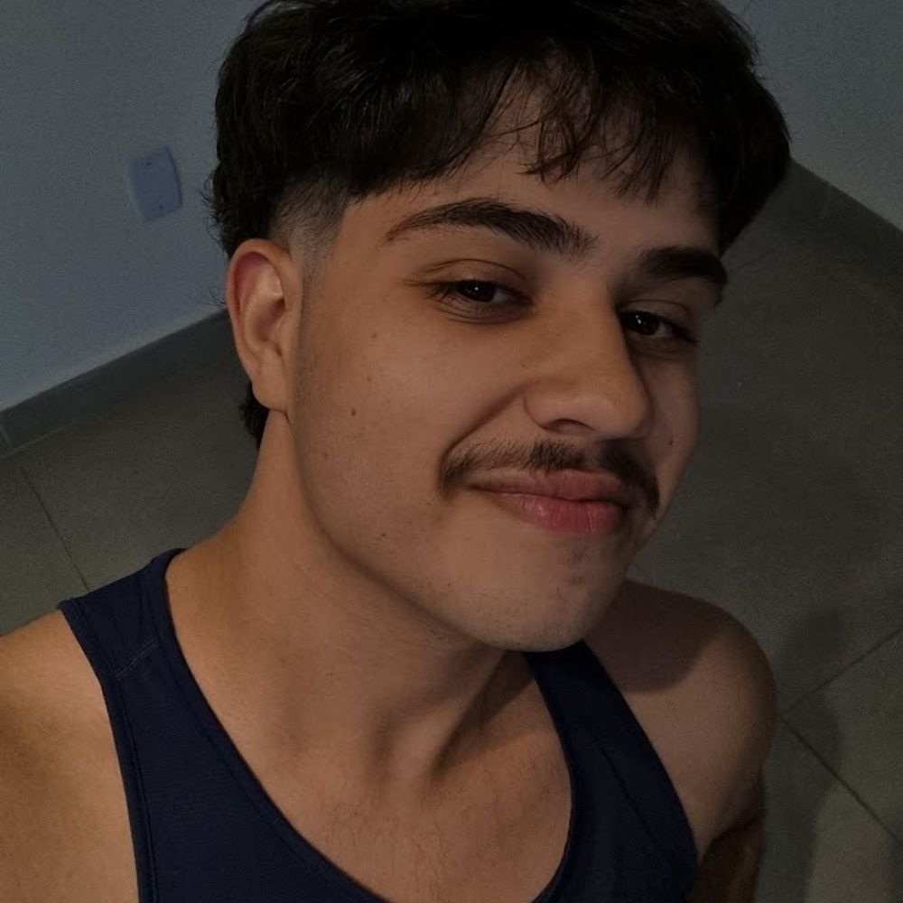 roupa feita com a casca da banana