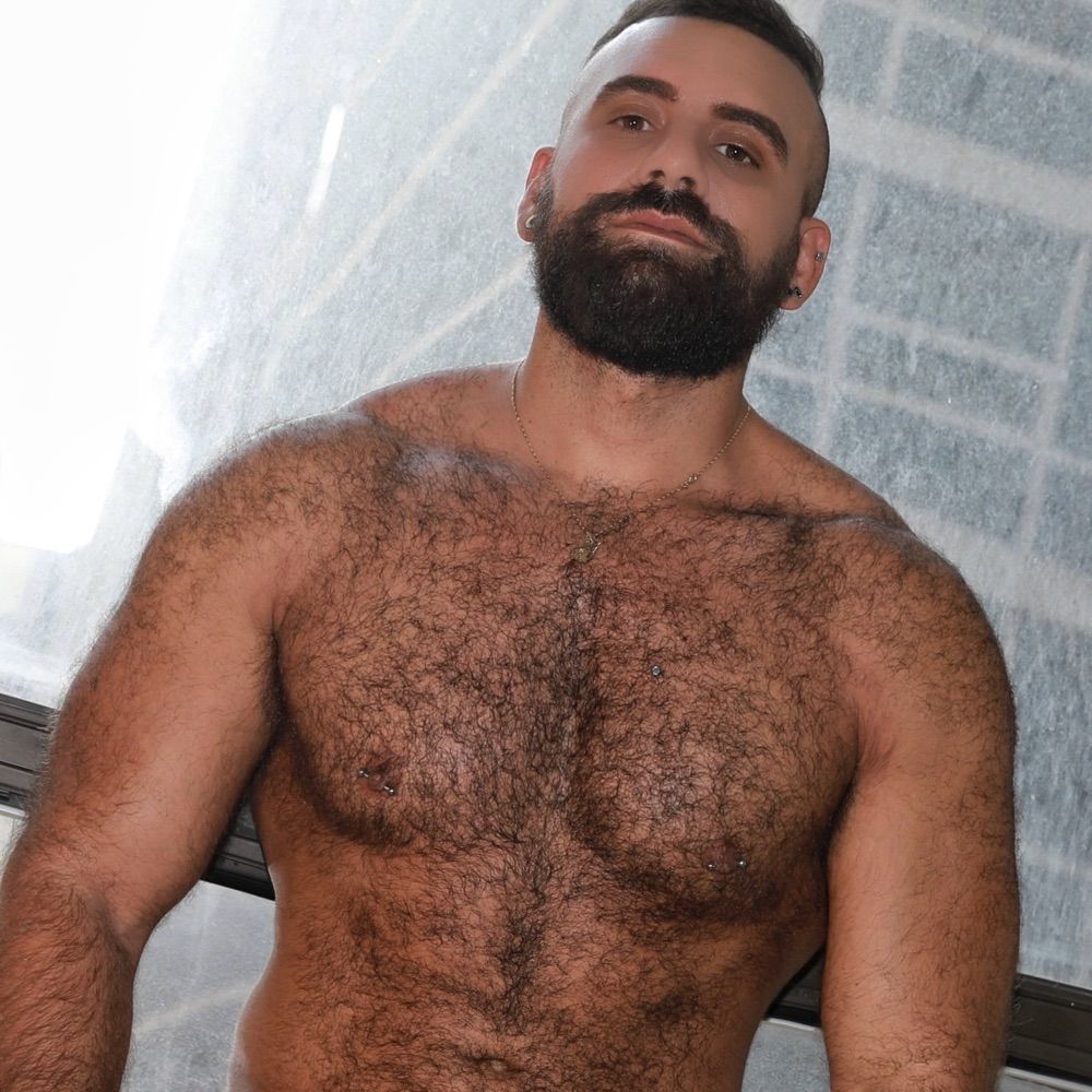 ELIO KNIGHT